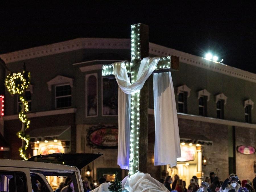 Adoration Parade Explore Branson